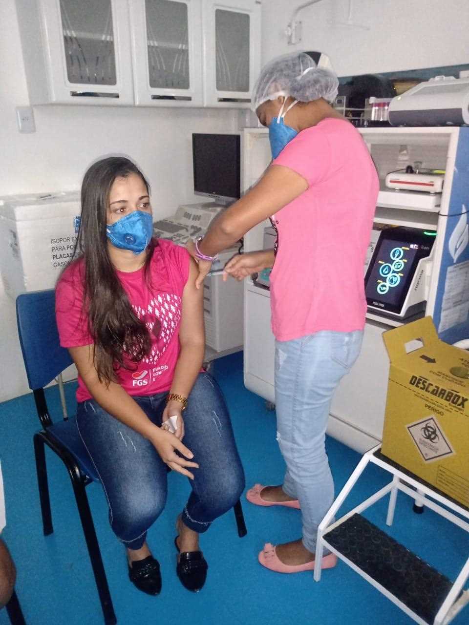 Camacã: Prefeitura começou a vacinar idosos contra o Covid-19